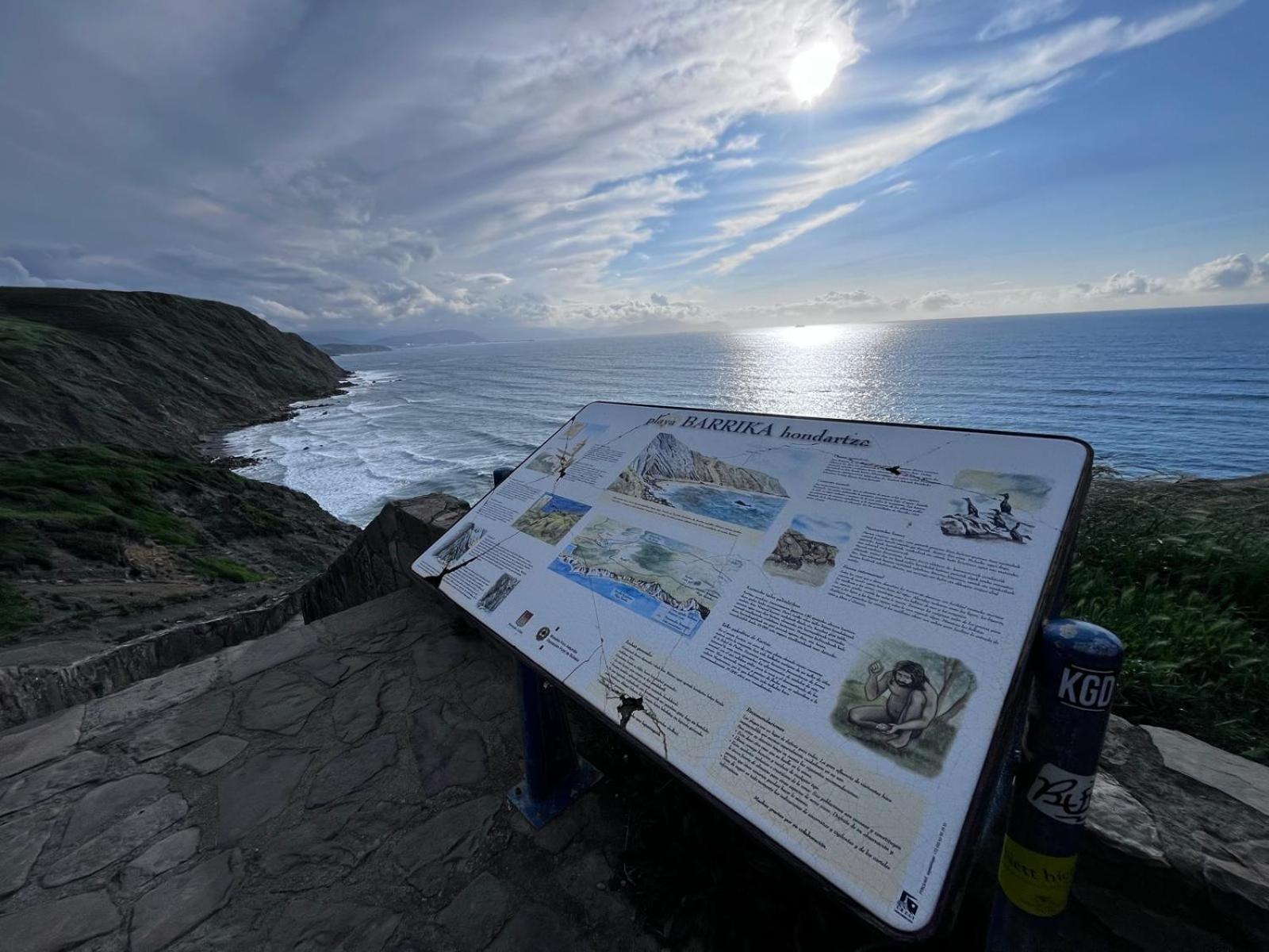 Апартаменты Tu Refugio Junto Al Mar Te Espera Disfruta Final Europa League Barrika Экстерьер фото
